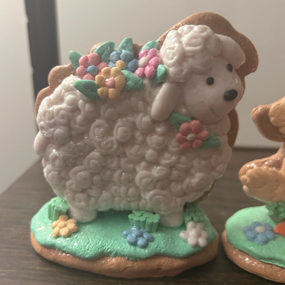 3 Easter Bunny Lamb Duck Gingerbread Cookie Figurines Valerie Parr Hill - Picture 5 of 5